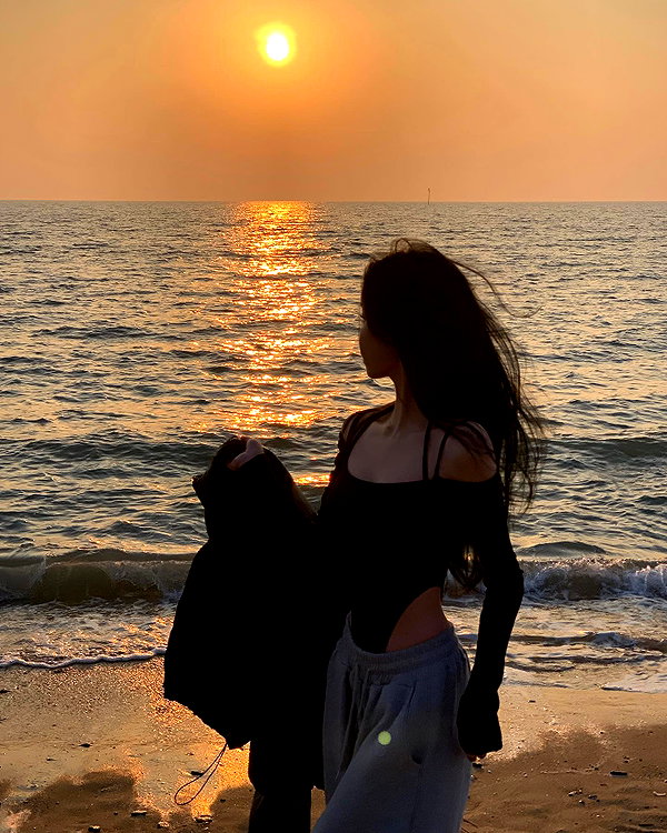 daxbin instagram image archive image