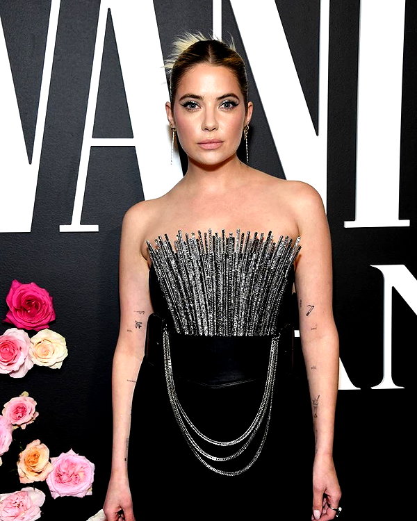 ashleybenson instagram image archive image