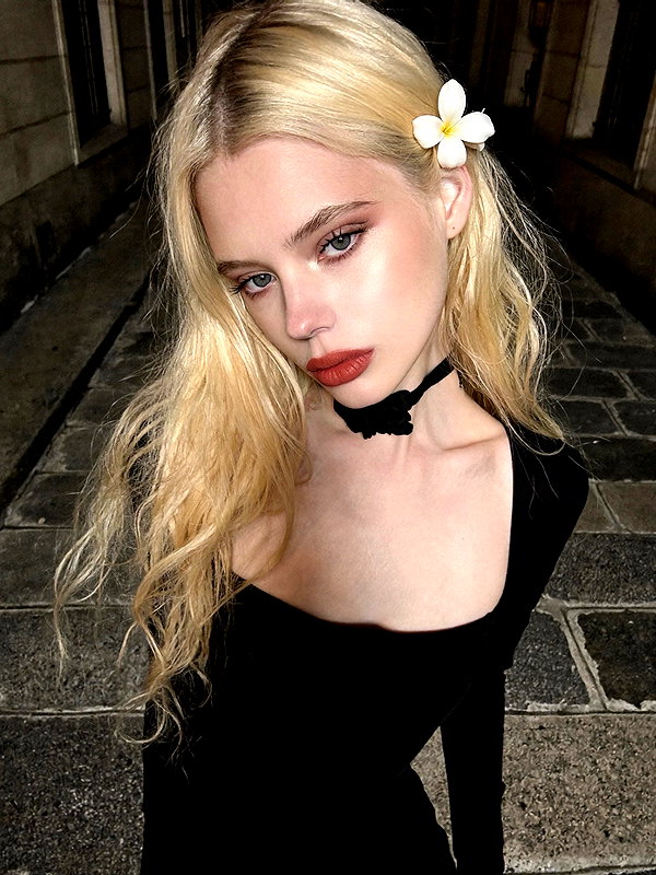 alisen.mari instagram image archive image