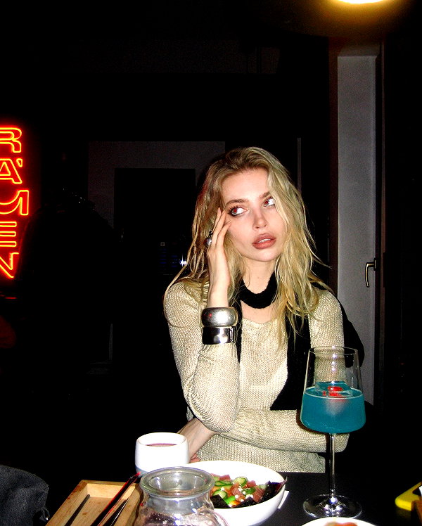 alien.hanna instagram image archive image