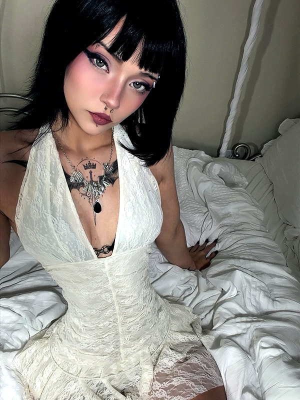 Archived image from @deadangelfiles on Instagram