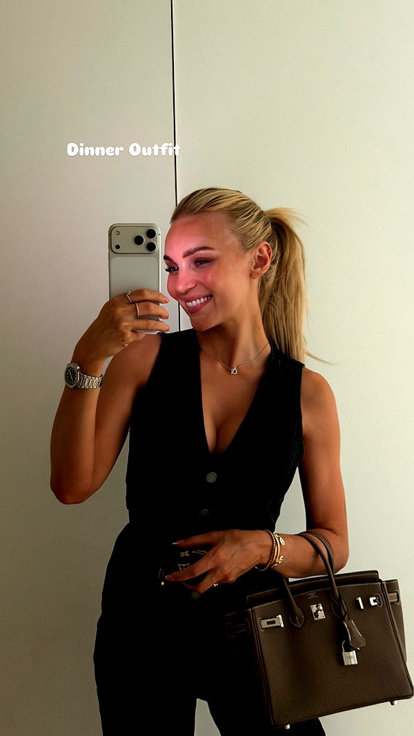 alexis.blond instagram image archive image