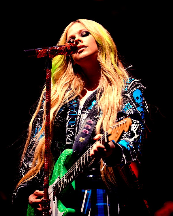 avrillavigne instagram image archive image