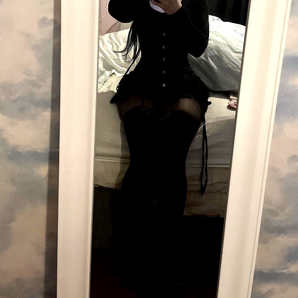 xoreniiiiii instagram image archive image