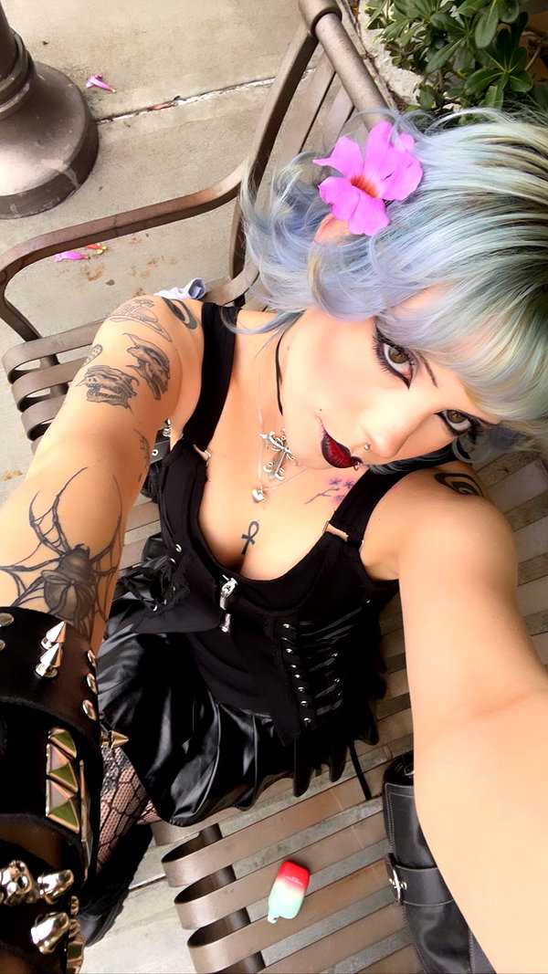 haileylayfield instagram image archive image