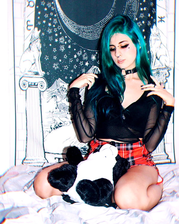 jadelaverne instagram image archive image