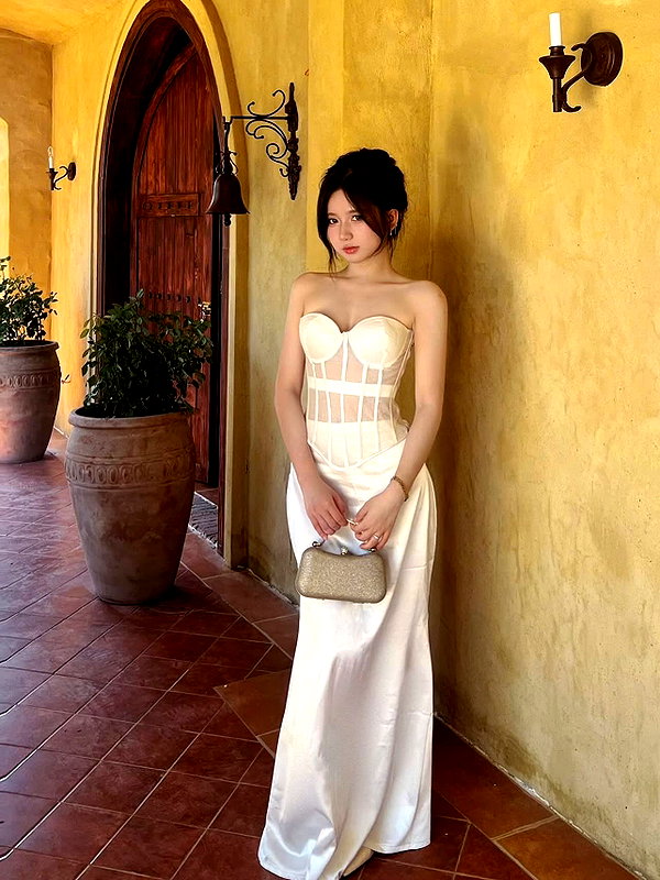 lyhythuedoxinh instagram image archive image