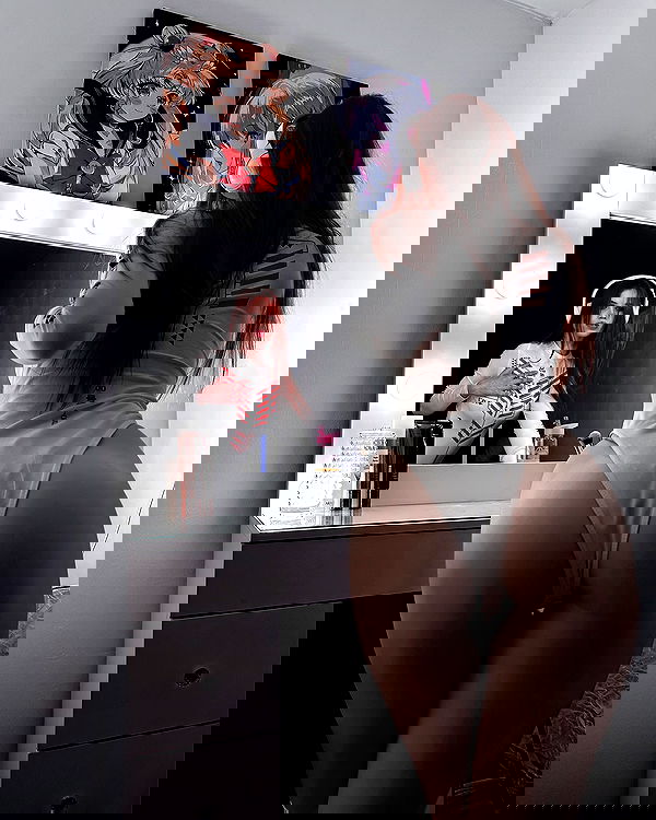 lana.monaaaa lana.monaaaa archive image