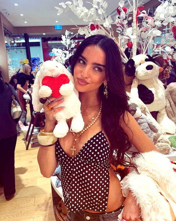 ellachristo instagram image archive image