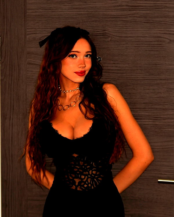 lydiavioletofficial instagram image archive image