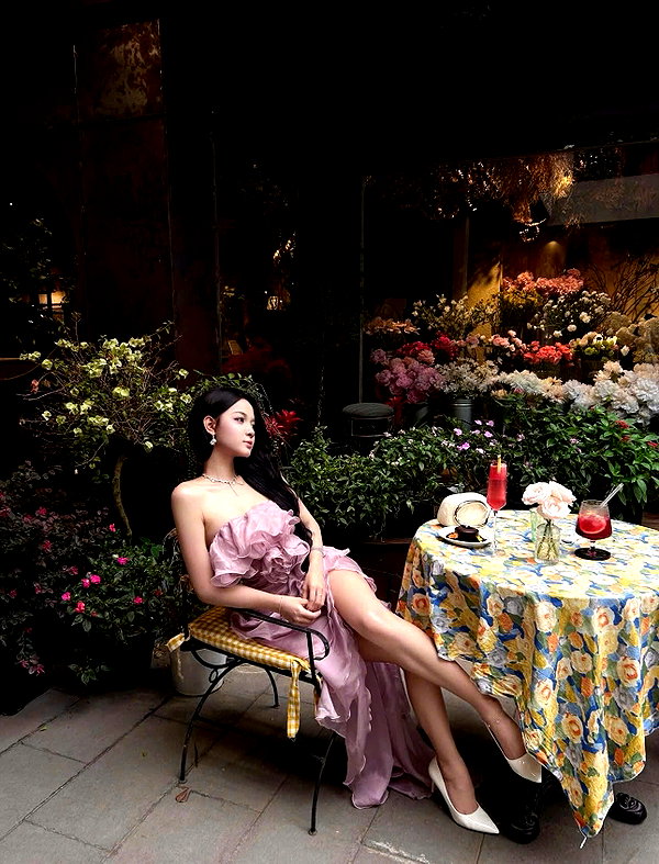 lyhythuedoxinh instagram image archive image