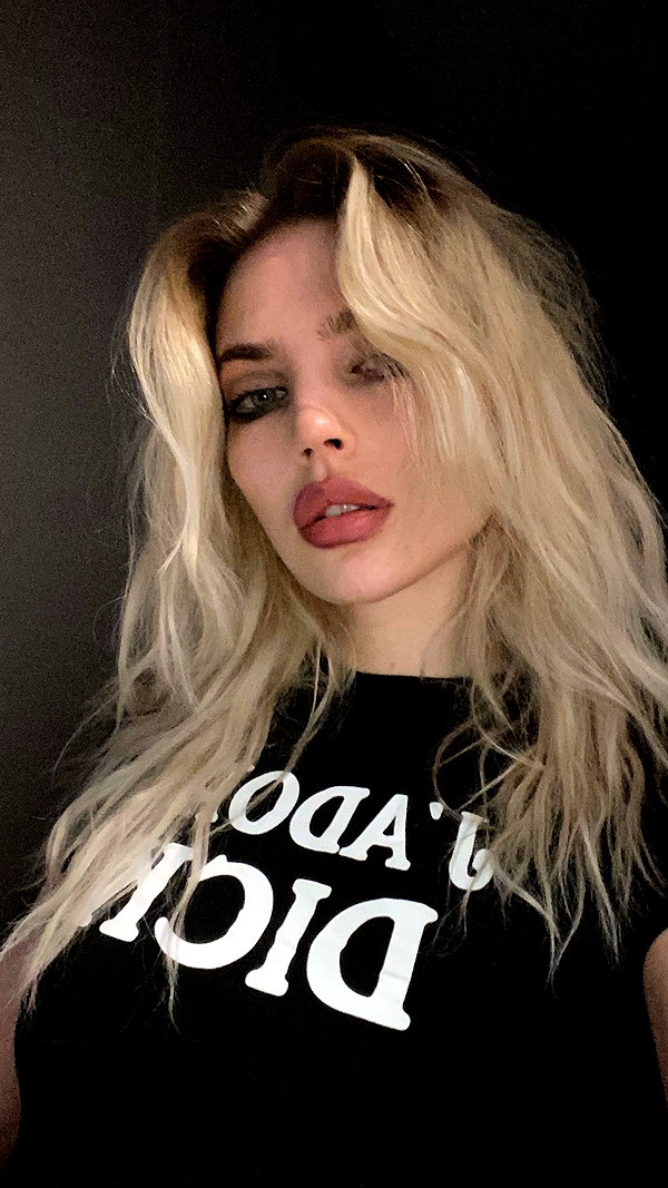 alien.hanna instagram image archive image