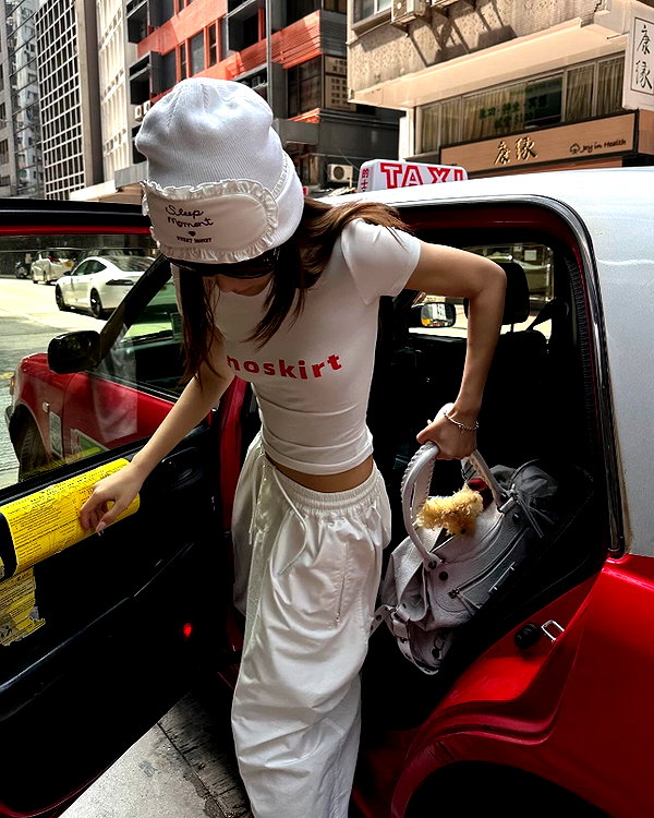 fair_mua instagram image archive image