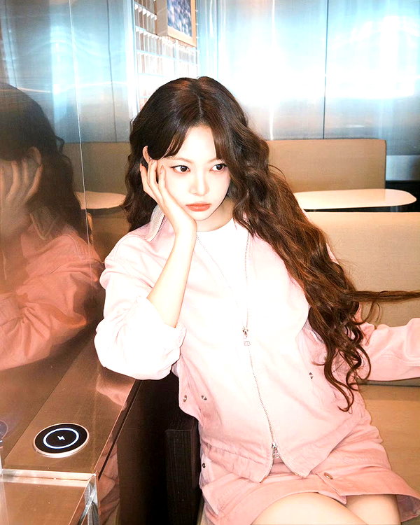 hhh.e_c.v instagram image archive image