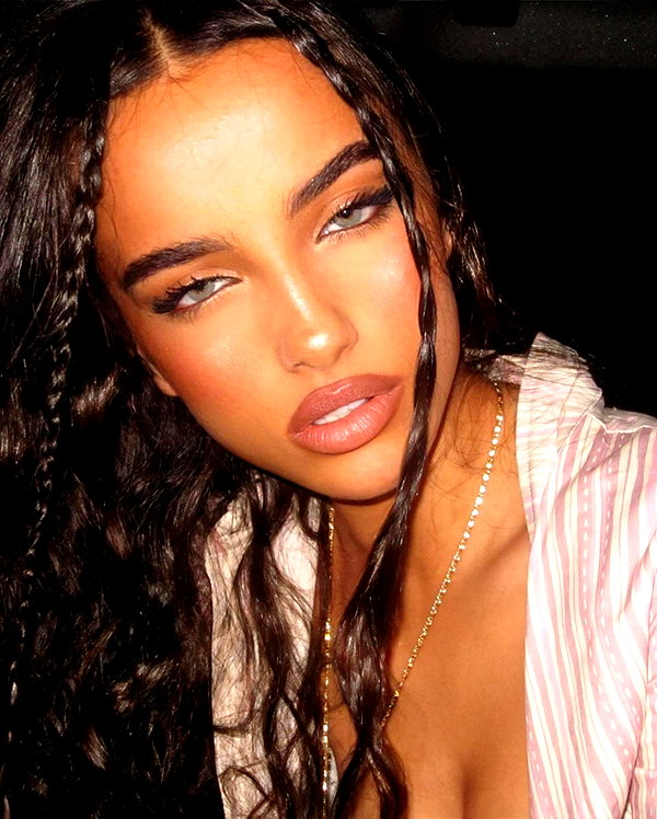 ellachristo instagram image archive image