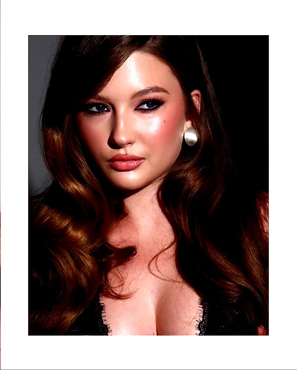 mua.elen instagram image archive image