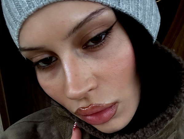 karolinaawasik instagram image archive image