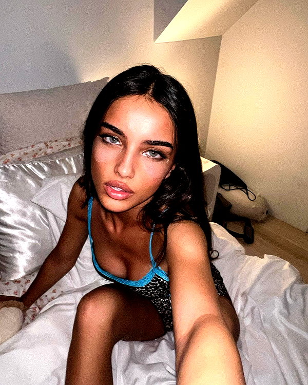 ellachristo instagram image archive image