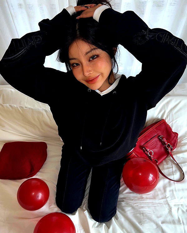 ll.lu1s instagram image archive image