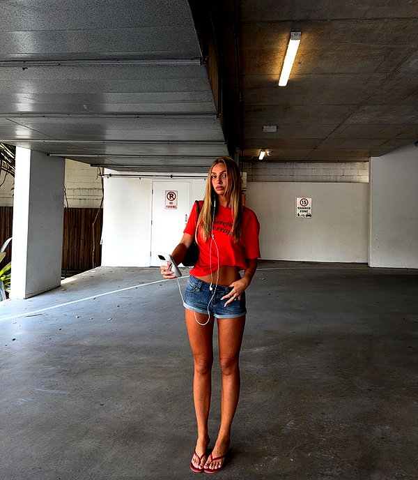Archived image from @edenharper on Instagram