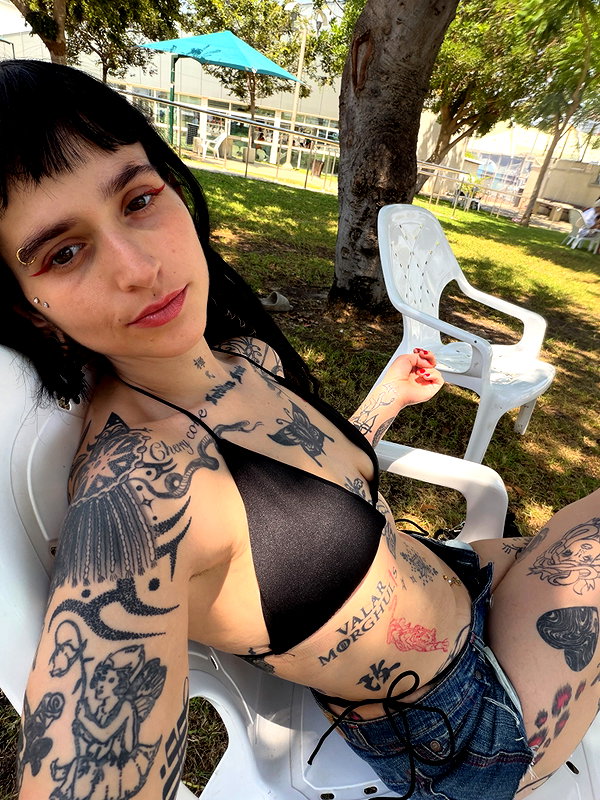 strawberryshanz instagram image archive image