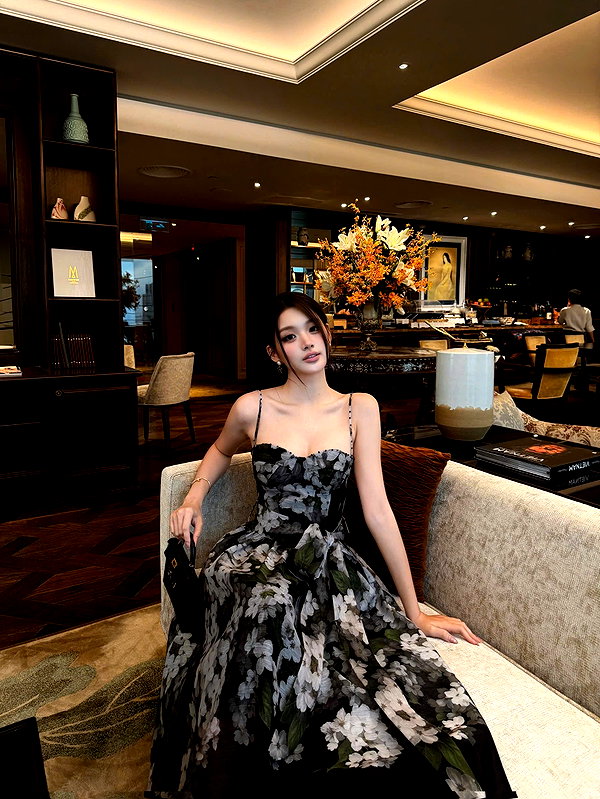 lyhythuedoxinh instagram image archive image