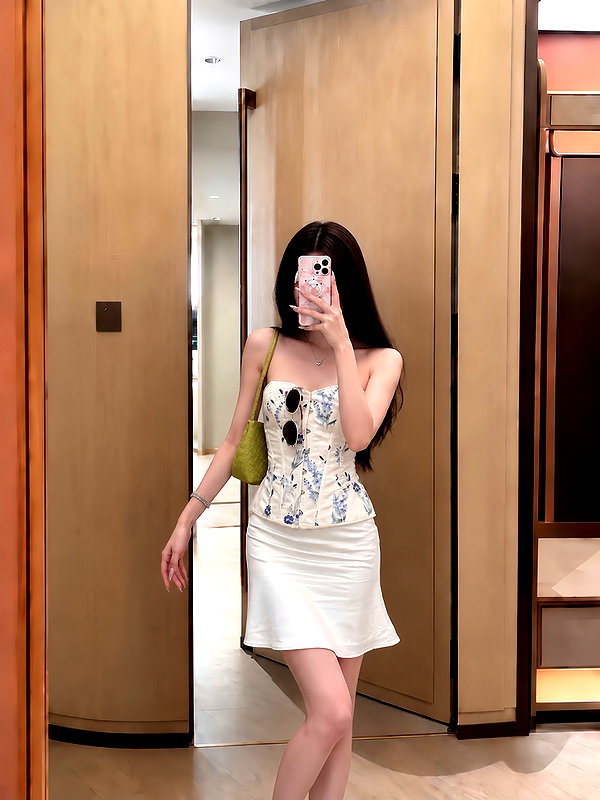 lyhythuedoxinh instagram image archive image
