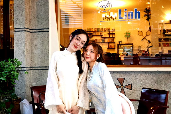 lyhythuedoxinh instagram image archive image