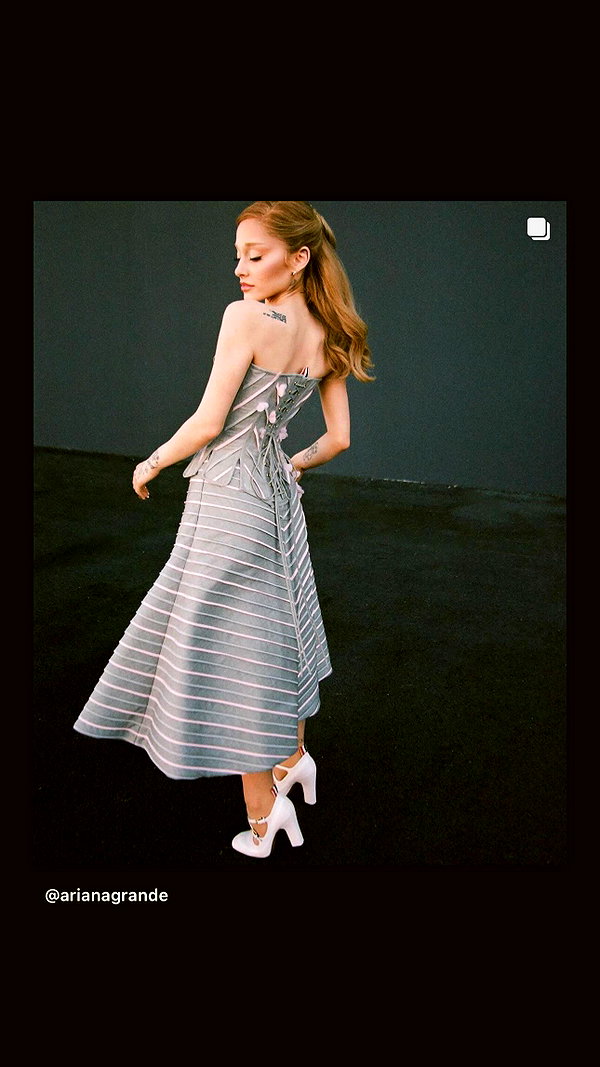 arianagrande instagram image archive image