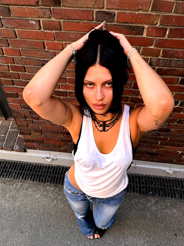 karolinaawasik instagram image archive image