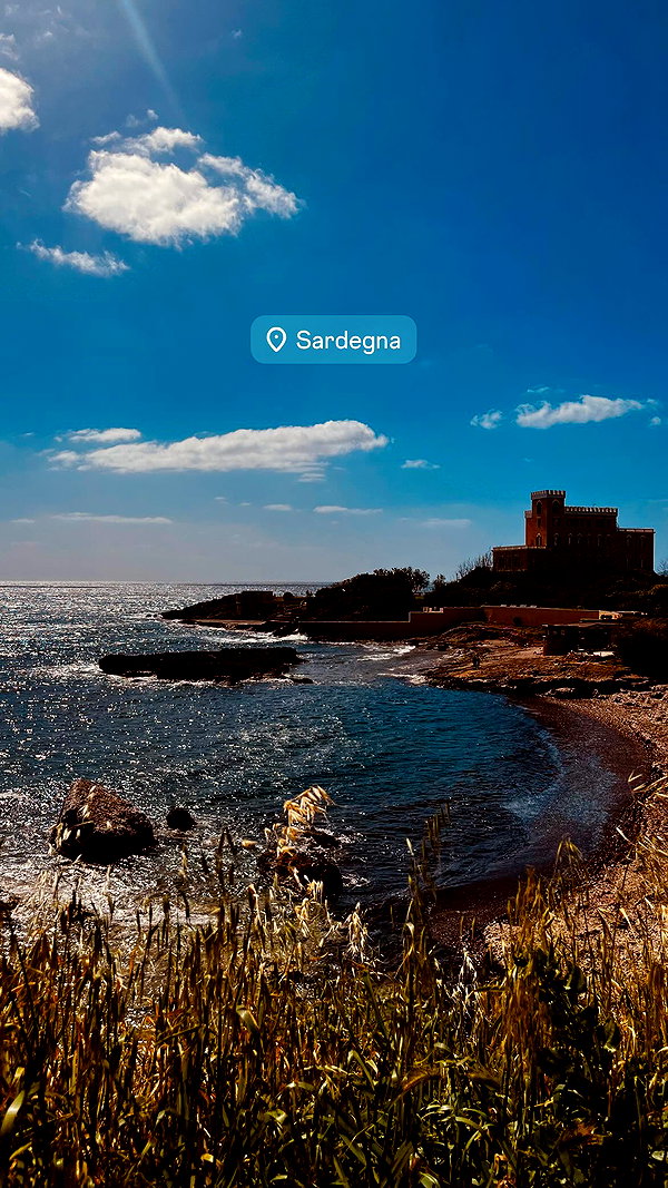 annabottoo instagram image archive image