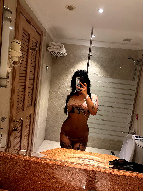 hellokittyangel666 instagram image archive image