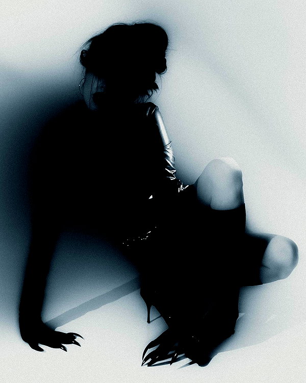 kkwwwv instagram image archive image