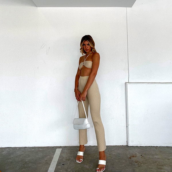 dekota_thompson instagram image archive image