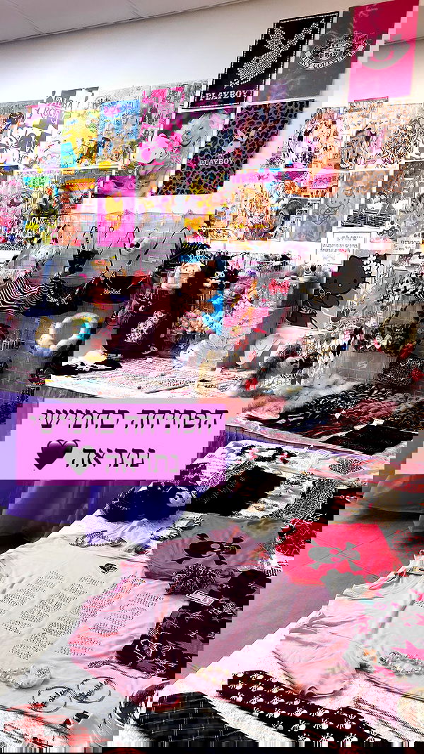 cyberangelz.shop image ~ Altpins