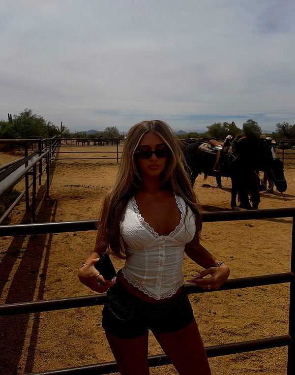 payton.r instagram image archive image