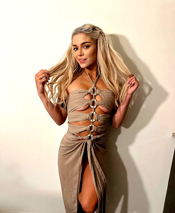 livvydunne instagram image archive image