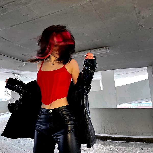 eva.mosevichhh instagram image archive image
