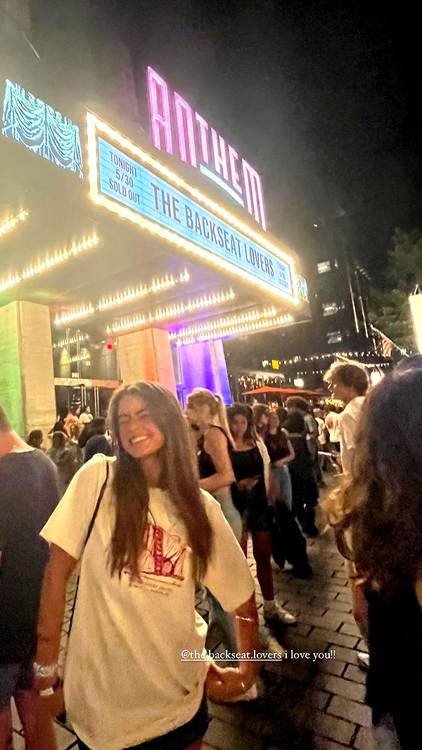 isabella.lauren instagram image archive image