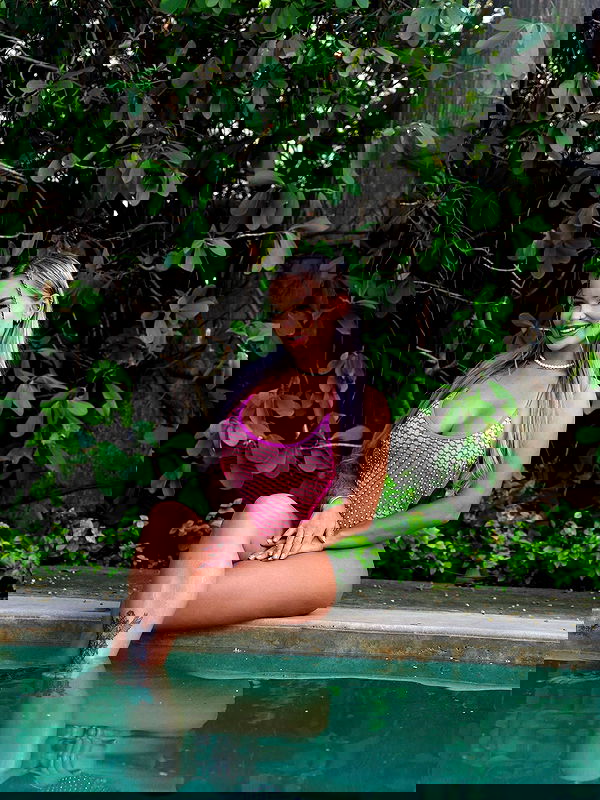 itshayleydavies itshayleydavies archive image