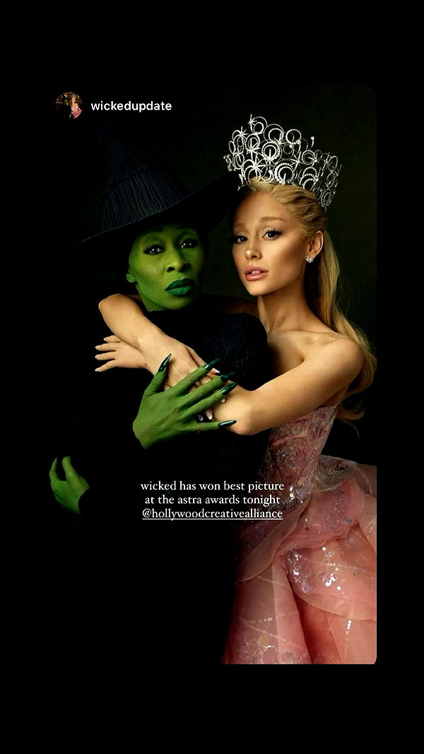 arianagrande instagram image archive image