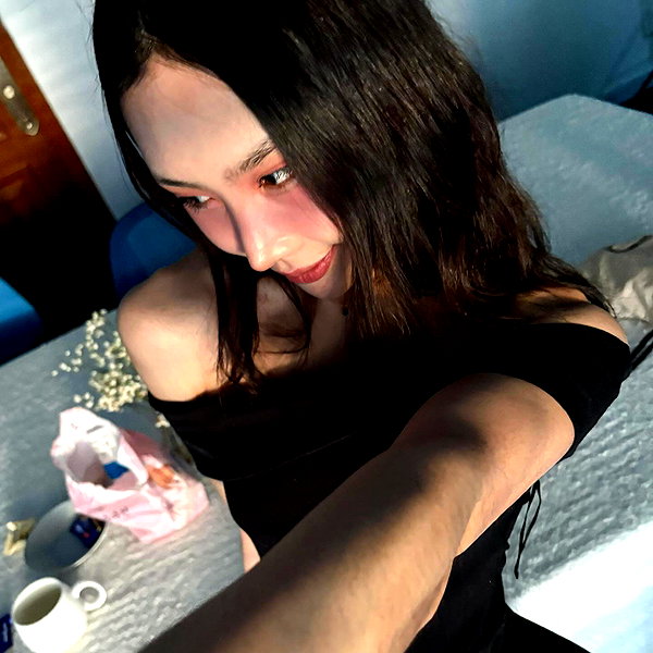 indra0102_ instagram image archive image