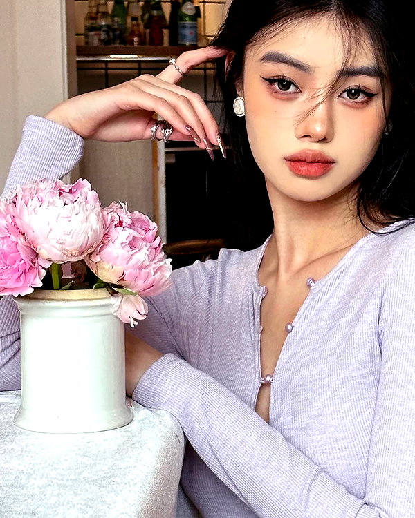 fair_mua instagram image archive image