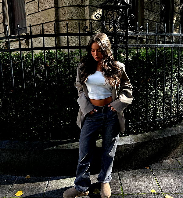 zoeliss instagram image archive image