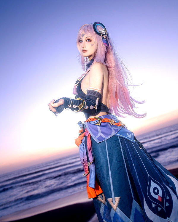 miee_cos instagram image archive image