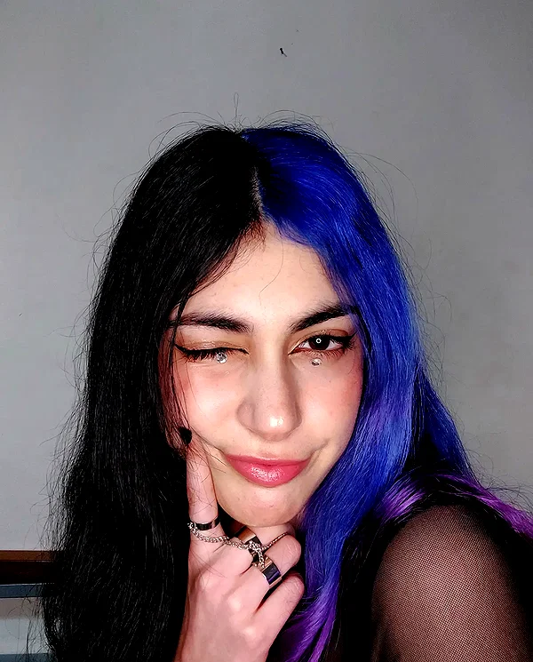 ayash.hila instagram image archive image
