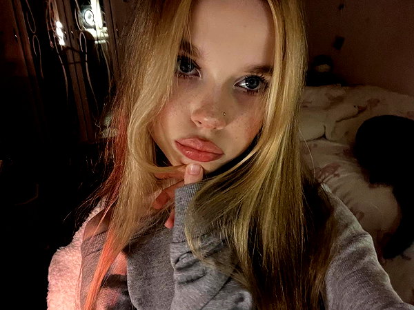 kristti.a instagram image archive image