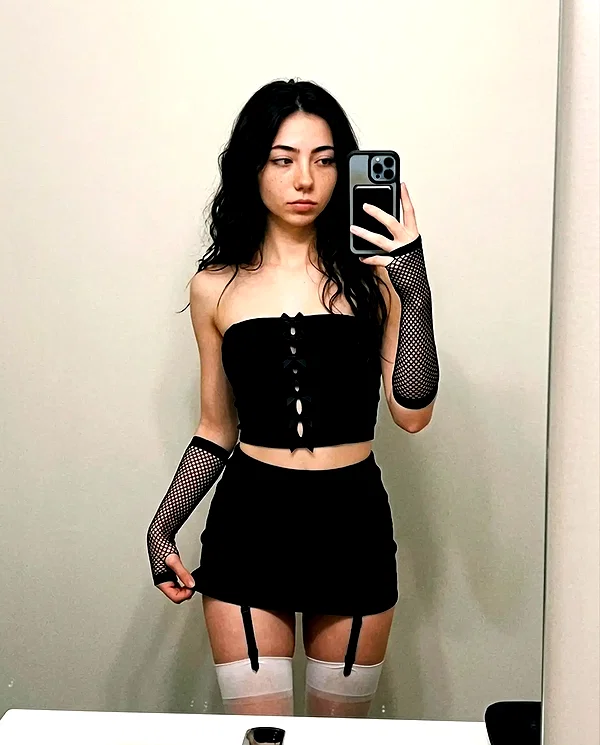 lilylicioous instagram image archive image