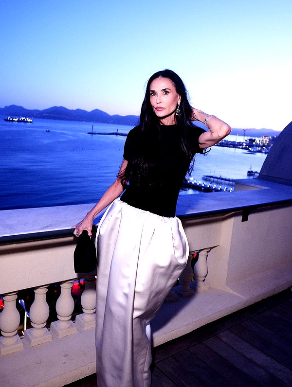 demimoore archive image