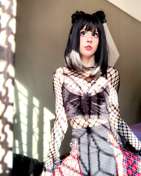jadelaverne instagram image archive image